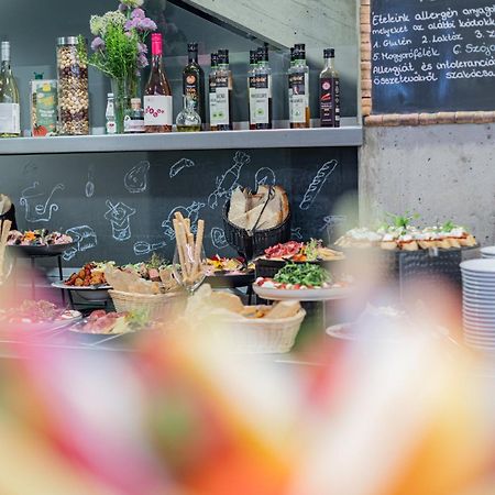 Hotel Bonvino Badacsony バダチョニトマイ エクステリア 写真