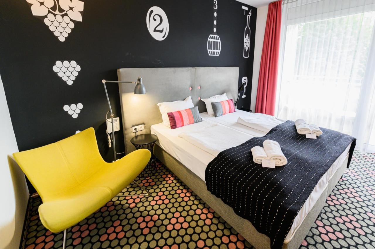 Hotel Bonvino Badacsony バダチョニトマイ エクステリア 写真