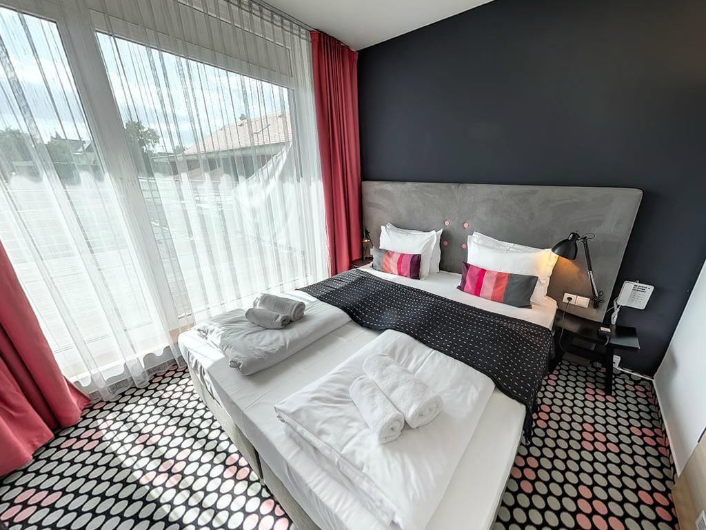 Hotel Bonvino Badacsony バダチョニトマイ 部屋 写真